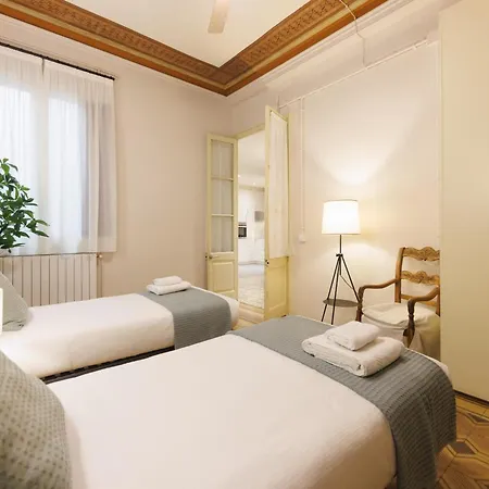 Bravissimo Ciutadans B, 4-bedroom Barri Vell Apartment